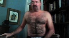 Hairy Daddy Jacks Off: Amateur Bear with a Big Cock